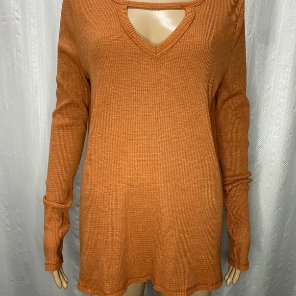 NWT Anthro t.la Gold Orange Keyhole Front Long Sleeve Thermal Size Small - Picture 2 of 8